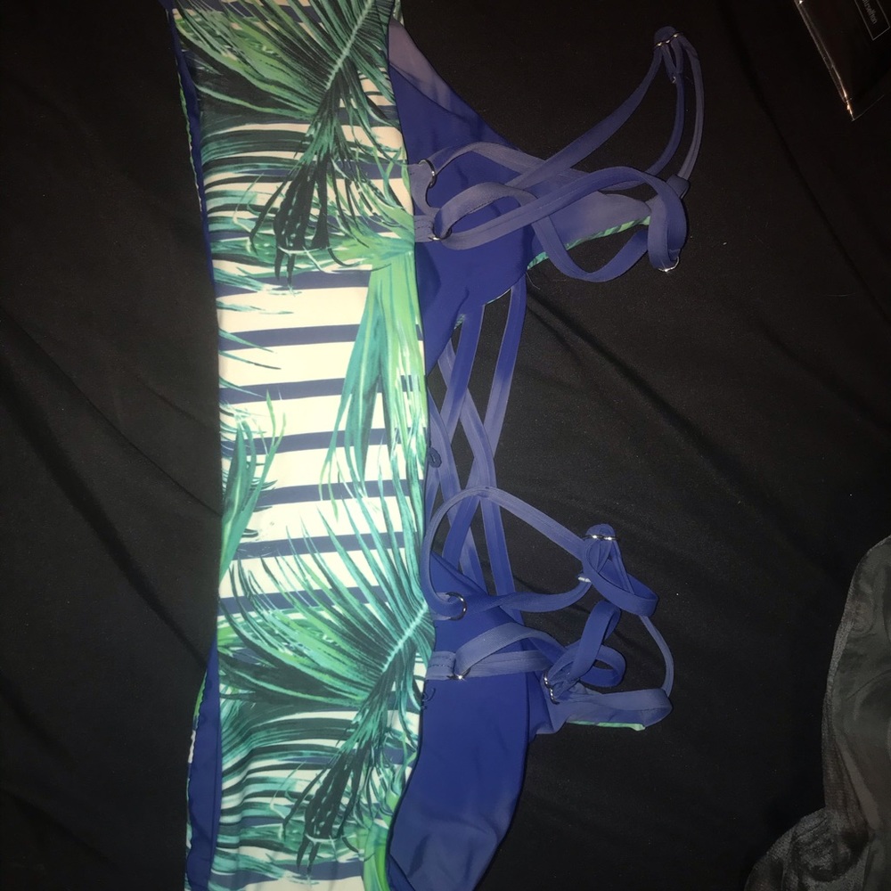 Bikini top - Picture 2 of 2